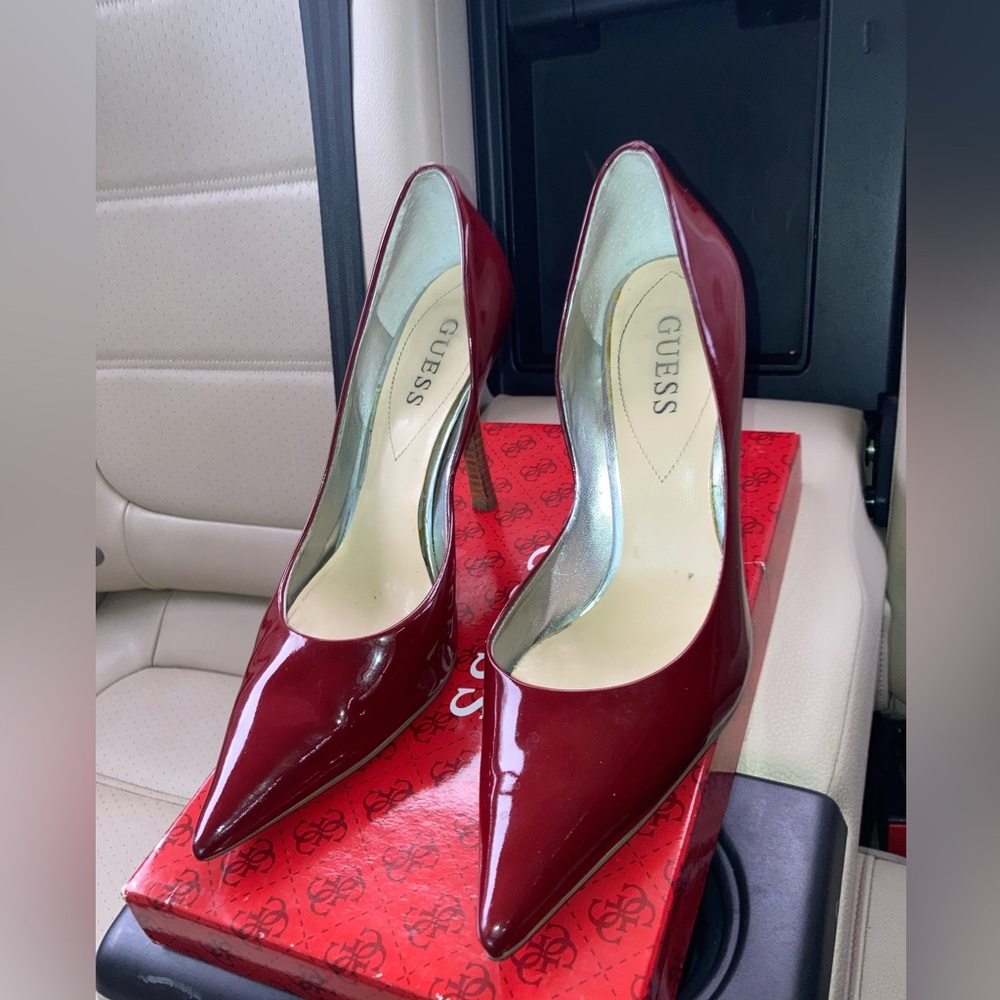 Guess Carrie Dark Red Patent Heels Sz. 7.5